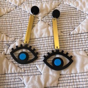 Eye lucite and gold-tone mirror earrings